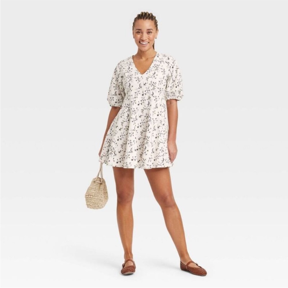 Universal Thread - Women's Bell Elbow Sleeve Mini A-Line Dress - Univ White